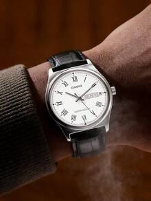 Reloj de cuarzo para hombre, correa de cuero genuino, esfera con números romanos blancos, pantalla de fecha, reloj analógico de tres manecillas, adecuado para uso diario, casual y otras ocasiones MTP-V006L-7B - Blanco - Ver 7