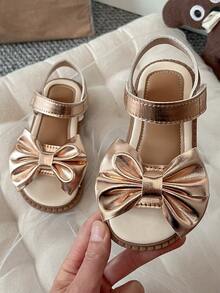 A Pair Of Cute Girls' Flat Sandals With Soft Soles - Featuring A Bow Design, Suitable For Both Playtime And Daily Use - Rose Gold - View 2