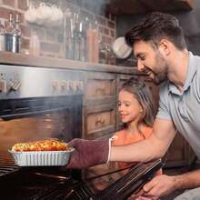 WANBAO - Paquete de 20 sartenes de aluminio desechables con tapas, 20.32 x 20.32 cm, moldes de aluminio para hornear, hornear, pasteles, panes, brownies, pan, pastel de carne, lasaña - 8'' x 8'' (paquete de 20) - Ver 4