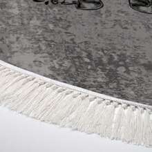 Alfombra turca antideslizante con estampado digital Pearl – AL4033. Suave al tacto, lavable y con reverso de fieltro antideslizante. Moderna alfombra decorativa, ideal para salón, dormitorio, baño, pasillo o entrada. Disponible en varios tamaños. Secado rápido, muy absorbente, diseño suave y cómodo. Apta para uso en interiores y exteriores. - Gris - Ver 3