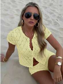 Women's Summer Vacation Set, Crochet Mesh Sexy Hollow Out Beach Short Sleeve Knit Cover Up + Shorts 2 Piece Set - Women's Vacation 2 Piece Set, Crochet Cover Up Nightclub Outfit, Women's Sexy Fitted Style - 淺黃色 - 查看 4