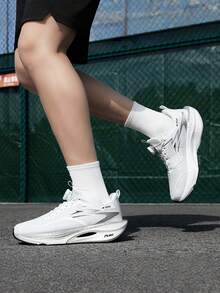Giày chạy marathon đế carbon unisex - Giày thể thao nhẹ, giảm sốc, đế ngoài bằng cao su chống trượt, thiết kế nút xoay, dễ dàng mang vào và tháo ra, thiết kế cổ thấp thoáng khí, phù hợp cho chạy marathon, tập gym và luyện tập, mọi mùa. - trắng - Xem 8