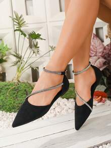 Women's Fashion Pointed Toe Black Crystal Criss-Cross Strap Casual Flat Sandals, Spring/Summer - Black - View 2
