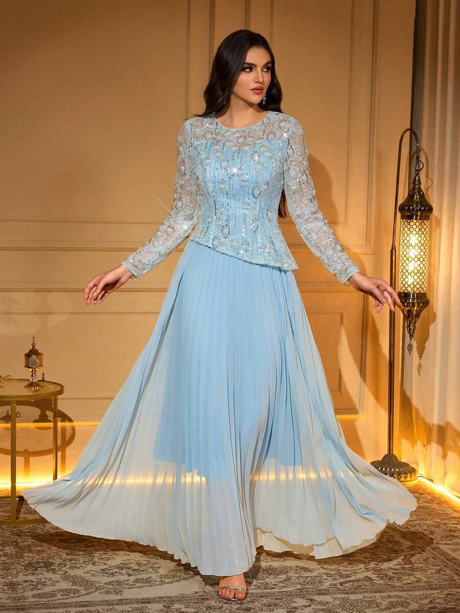 Vestido largo elegante para mujer con detalles de perlas bordadas y malla de contraste, dobladillo con volantes acampanados, cuello redondo, mangas de longitud regular - Celeste - Ver 1