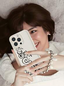 1pc Cream Color Floral Vine Pattern TPU Phone Case Full Body Shockproof Non Slip Cover Holiday Gift For Girlfriend Or Self Use Compatible With Iphone 17 16 15 14 13 12 11 Xs X Se Series And Galaxy S25 S24 S23 S22 Series - 白色 - 查看 3
