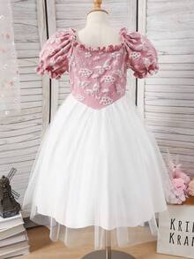 Tween Girl Embossed Pink Square Neck Short Puff Sleeve Dress - Pink - View 2