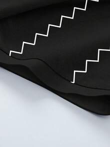 1pc Men's Summer Black Base White Zigzag Patterned Polo Shirt, Geometric Print Lapel Casual Short Sleeve Top - Black - View 4