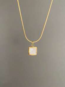 1pc Stainless Steel Waterproof Non-Fading Gold Square Cube Shell Necklace, Suitable For Women's Daily Wear - Gold - View 3