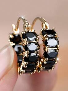 一对经典奢华单排椭圆形切割锆石耳环，专为女性设计，闪耀夺目的珠宝礼物，情人节佳选。 - 黑色 - 查看 10