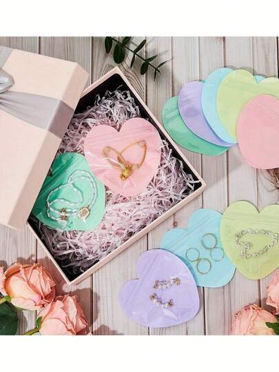 16pcs Heart-Shaped Resealable Bags, Cute Mini Gift Packaging Bags, Red & Pink Heart-Shaped Jewelry Pouches, Transparent Resealable Bags, Cute Snack Bags For Business, Wedding, Birthday, Holiday Parties, Baby Shower, Gender Reveal Party