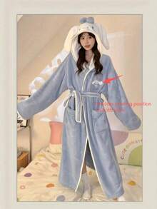 Sanrio 可爱毛绒浴袍 - Hello Kitty & My Melody 女士毛绒浴袍 | 带帽速干浴袍，柔软法兰绒面料，保暖冬季家居服，粉白蓬松设计，舒适家居服，俏皮卡通风格，柔软材质