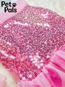 宠物伙伴 (PET PALS) 亮片装饰宠物连衣裙，系领设计，适合生日派对和婚礼等正式场合。春夏秋季日常穿着。