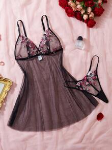 Bộ đồ ngủ và áo choàng gợi cảm 2 món dành cho nữ, chất liệu lưới xuyên thấu với họa tiết hoa, dây đeo vai mảnh có thể điều chỉnh. - màu đen - Xem 4