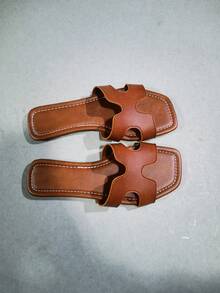 2025夏季新款H型时尚平底凉鞋，简约户外沙滩休闲拖鞋，纯色休闲优雅PU皮，适合沙滩、度假、办公室、居家、户外派对等场合。 - 圓型棕色 - 查看 5