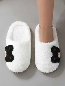 Pantuflas suaves con bordado de oso de peluche de dibujos animados lindos para mujeres, pantuflas interiores silenciosas - Blanco - Ver 3