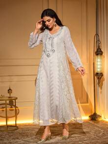 优雅长袖心形领口阿巴雅长袍，饰以亮片刺绣和珍珠点缀，梭织面料，无弹力 - 杏色 - 查看 5