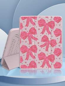 这款带有卡通蝴蝶结和爱心图案的平板电脑保护套，是送给朋友、挚友、家人、兄弟、同事、爱人、同学、老师或自己的完美生日、节日或情人节礼物。它兼容 iPad Air 4/5（10.9 英寸）和 iPad 8/9（10.2 英寸）。这款保护套采用粉色翻盖设计，带有笔槽，并增强了散热性能。