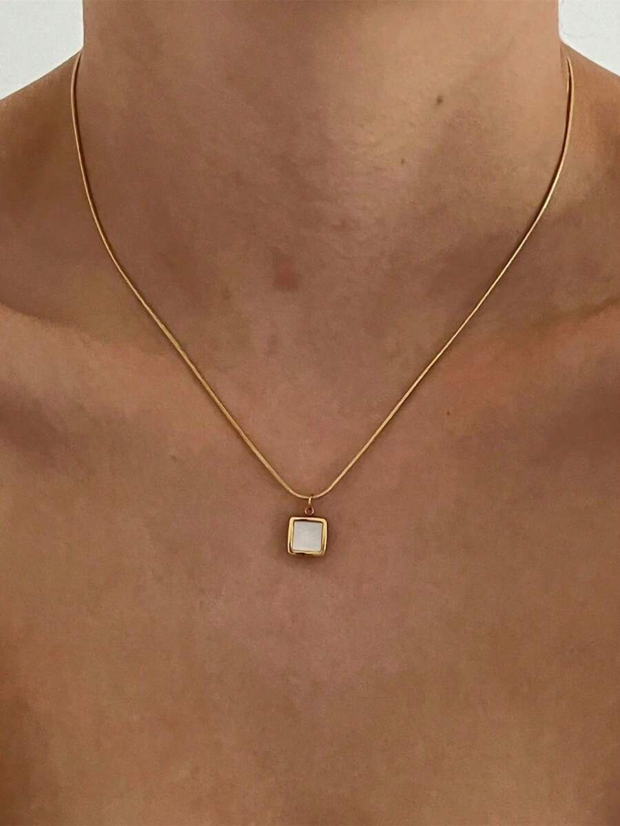 1pc Stainless Steel Waterproof Non-Fading Gold Square Cube Shell Necklace, Suitable For Women's Daily Wear - Gold - View 1