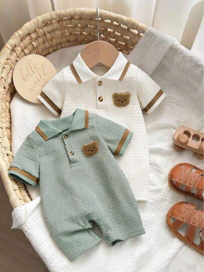 Bộ 2 món áo liền quần tay ngắn cổ polo thêu hình gấu, màu trơn cho bé trai sơ sinh mùa hè.