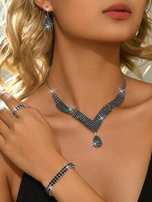 4pcs/5pcs/Set Includes (1 Necklace + 1 Pair Of Earrings + 1 Bracelet + 1 Ring). The French Romantic Fringed Earrings And Bracelet Make Up A Fashionable Jewelry Set Suitable For Daily Wear, Weddings, Parties, And Other Occasions. - Black - View 2