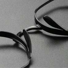Lightweight Pure Titanium Polygonal Eyeglasses Frame, Women, Solid Color, Fashion All Season - Black - View 3