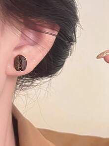 1对简约别致独特个性化高端真咖啡豆设计小众日常通勤百搭时尚耳环（随机尺寸）