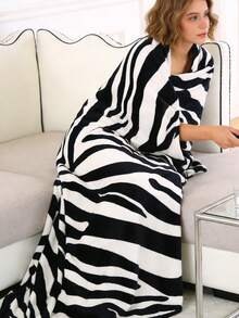 1条260克时尚印花法兰绒毯 - 柔软、轻盈、保暖，适用于沙发、床、汽车等场所，舒适的图案设计，适合客厅或卧室装饰，沙发配件 | 动物纹印花 | 毛绒质感 - 咖啡棕 - 查看 2