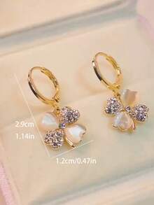 1 Pair Minimalist Rhinestone Embellished Cat Eye Flower Stud Earrings, Delicate & Versatile Design, Suitable For Women's Daily And Holiday Wear - Multicolor - View 4