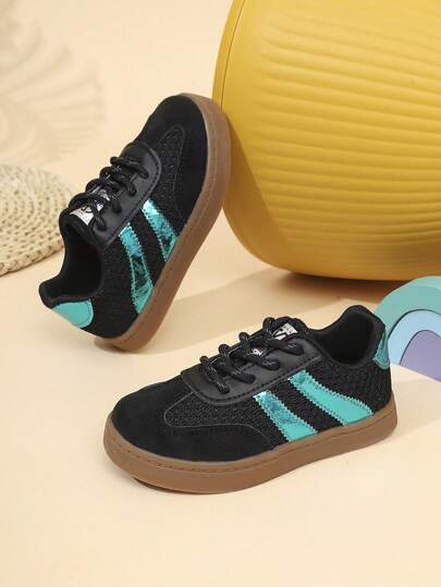 时尚韩版帆布牛津鞋，适合学生室内外穿着，透气网面，四季皆宜。