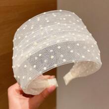 1条女士时尚网纱宽檐发带,适合日常休闲佩戴,可遮盖发际线,打造盘发造型,并可修饰分叉发梢。用途广泛,是送给女朋友、时尚达人、居家人士、护肤爱好者的理想礼物,四季皆宜,也是节日和开学季的送礼佳品。这款发带兼具发箍、发圈和家居美发配件的功能,是您居家美发的理想之选。 - 彩色 - 查看 9