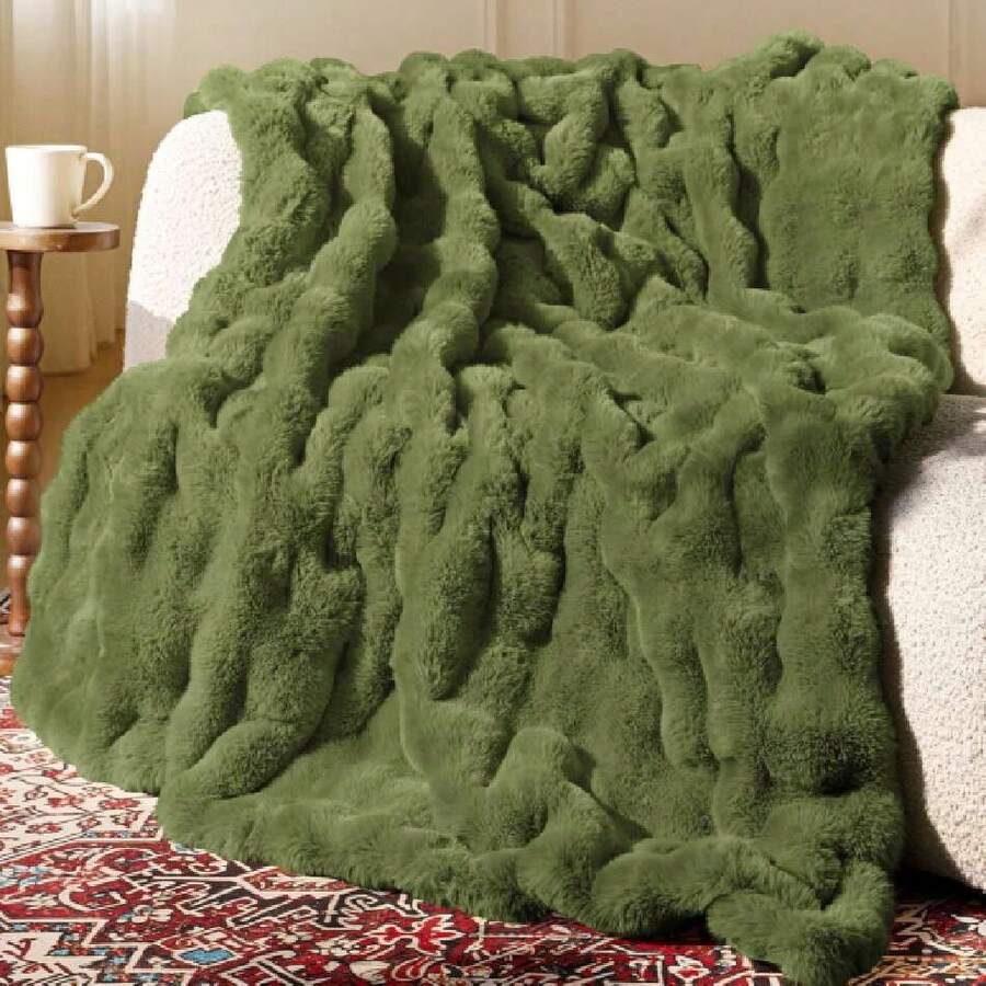 Ultra Soft Cozy Faux Fur Throw Blanket, Fuzzy Plush Thick Bubble Blanket, Oversize Luxury Fluffy Blanket For Couch, Sofa, Bedroom, And Living Room,50x60 Inches,Green,40008333 - 綠色 - 查看 1