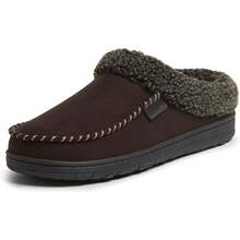 Dearfoams Brendan - Zapatilla de espuma viscoelástica transpirable para interiores y exteriores con anchos anchos - Castaño - Ver 9