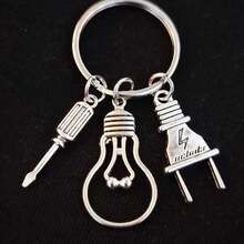 1pc Electrician's Delight Cool Zinc Alloy Screwdriver & Light Bulb Keychain - Perfect Gift For Dad, Grandpa Stylish Men's Backpack Accessory, Electrician Tools - 彩色 - 查看 4