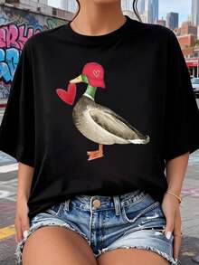 Camiseta de San Valentín con pato mallard retro y corazones groovy, camisetas impresas para mujeres 2026, estilos populares, camisetas de primavera para mujeres, camisetas de invierno, camisetas de para mujeresás vendidas - Negro - Ver 1