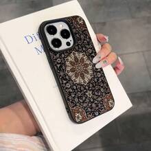 1 pieza Funda de teléfono con diseño de alfombra de patrón negro y dorado de material TPU, compatible con iPhone 17 Pro Max/17/16 Pro Max/15/13/12/11, S20 FE/A15/S24/A55, Redmi Note 11/Note 12/Note 13 Pro, cobertura completa, protección suave anti-caídas - Negro - Ver 3