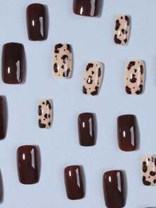 24pcs Square French Brown Leopard Print Nail Stickers To Enhance Your Fashion Style! Perfectly Fits Acrylic Nail Set. Includes 1pc Jelly Gel And 1pc Nail File. Leopard Nail Stickers Suitable For Women And Girls For Daily And Party Use. E5W1 - Nhiều màu 4 - Xem 10
