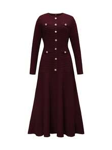 Đầm nữ Unadoll cổ tròn tay ngắn, có túi giả và cúc trang trí, chất liệu vải thanh lịch, thích hợp cho các buổi hẹn hò, sinh nhật, tiệc tùng, đi chơi, du lịch và ngày Valentine mùa hè. - Màu Đỏ Sâu - Xem 3