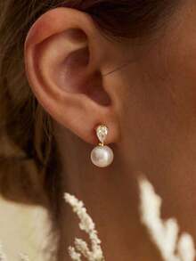 The Bride's Earrings, Elegant Wedding Pearl Jewelry, The Lady Wearing An Elegant And Graceful Demeanor - 銀色 - 查看 4