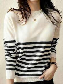 Suéter de punto con estampado de rayas de manga larga y cuello redondo para mujer, simple e informal, adecuado para uso diario en otoño y primavera. - Blanco - Ver 3