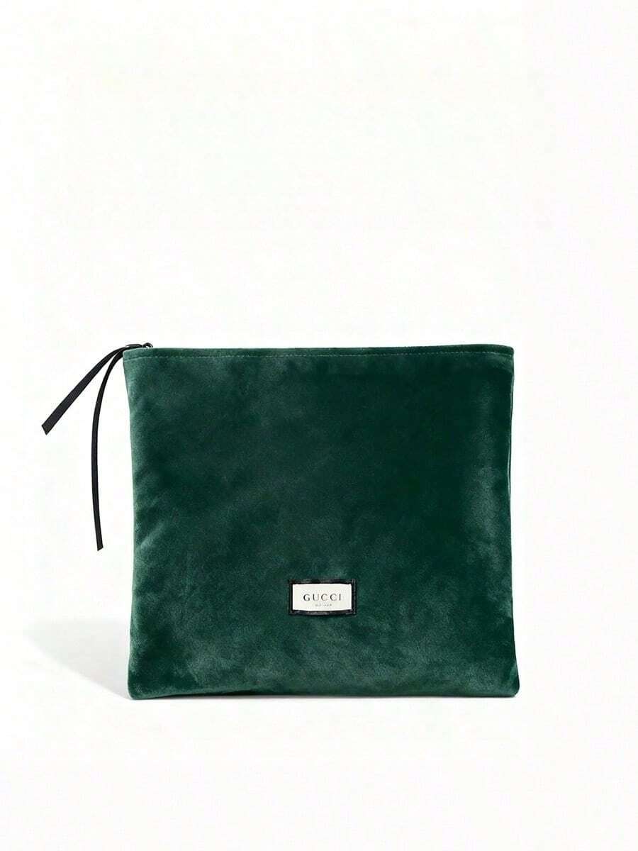Gucci Emerald Velvet Cosmetic Bag, Distinctive Design, Lightweight Luxurious Clutch