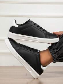 Men's 2025 New Spring/Autumn Small White Shoes, Korean Version Versatile Thick Sole Increased Height Casual Sneakers - Black - View 2