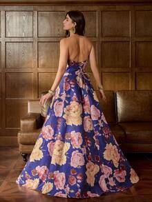 Faeriesty 优雅无肩带晚礼服，露背系带设计，高腰A字裙摆，高开衩，通体大花卉印花，适合婚礼宾客、正式写真、红毯活动、浪漫婚纱照、誓言重温仪式、春假派对等场合。 - 紫色 - 查看 2