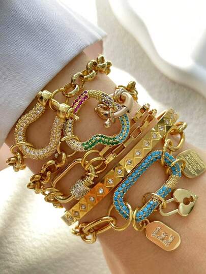 1 PC Gold Initial Letter Bracelet, Luxury Gold Sky Blue Oval Clasp And White Stone Clasp Bracelet, Stainless Steel Chain, For Work, Daily Life, Parties, Banquets, Dance Party Decoration, Unique And Luxurious Women's Bracelet