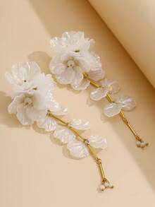 Delicate Iridescent White Flower Jewelry, Gold Chain Design, Luxury Gift For Wedding, Valentine's Day - Multicolor - View 7