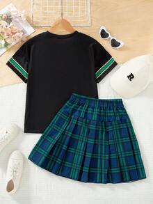 2pcs Girls Casual Outgoing Fashion Letter Print Decor Drop Shoulder Short Sleeve Top And Elastic Waist Plaid Decor Pleated Skirt Set, Spring/Summer - Black - View 2