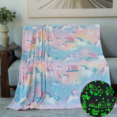 柔软、轻盈、保暖的法兰绒夜光毯，饰有独角兽、房子、彩虹、云朵和星星图案——适合所有季节，非常适合沙发、床上或办公室小憩、约会以及作为节日礼物。