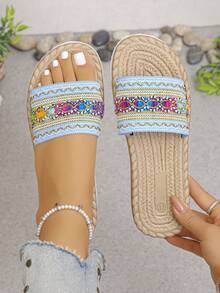 Azul cielo - tejido con hilo dorado