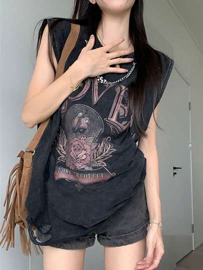 复古做旧花卉字母印花背心，休闲黑色夏季款