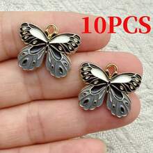 10个卡通彩色珐琅合金动物和蝴蝶吊坠饰品，适用于DIY手链项链首饰配件