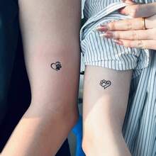 1张防水临时纹身贴纸，PVC材质，宠物爪印和心形图案，情侣纹身贴纸 - 黑色 - 查看 4